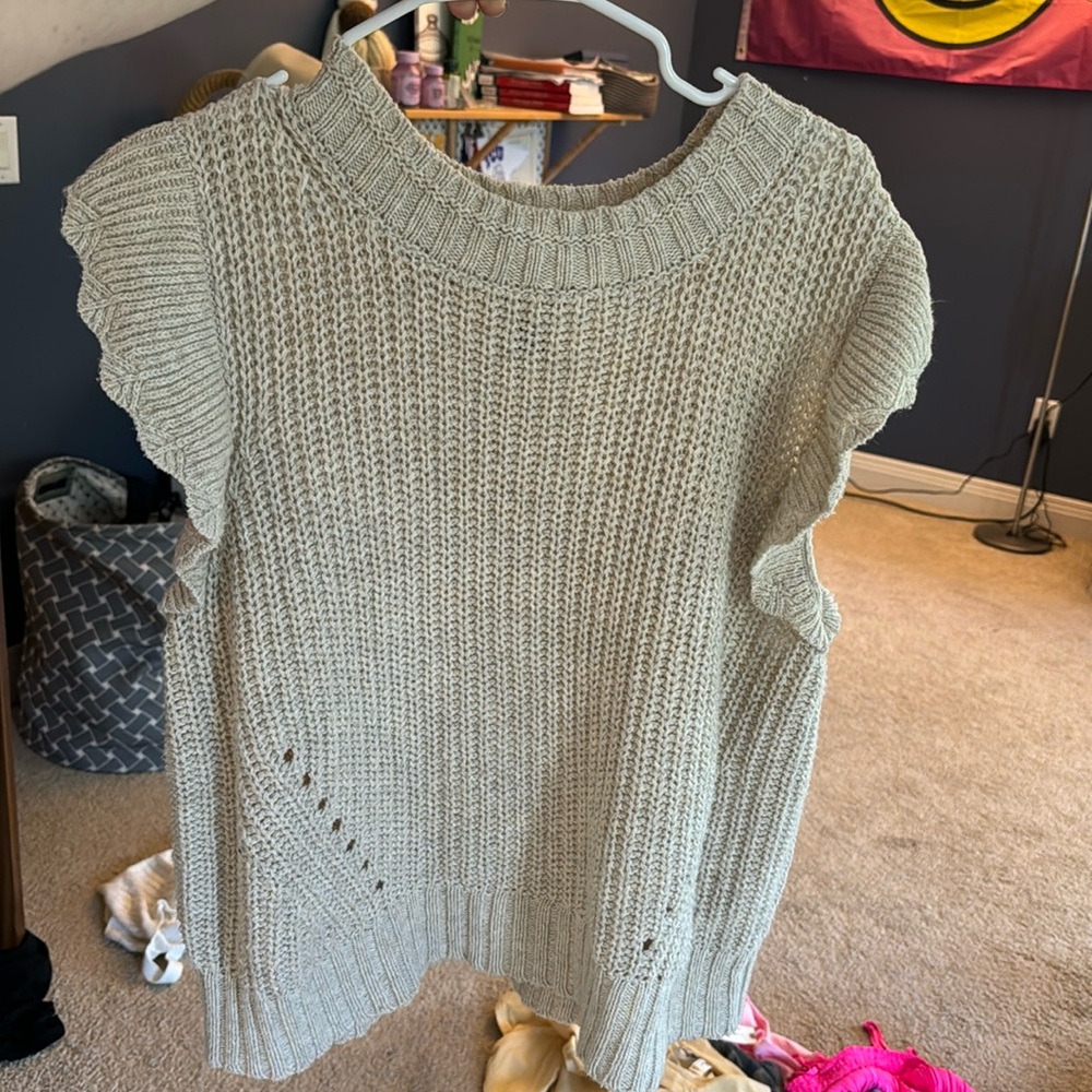 Ruffle sweater vest
